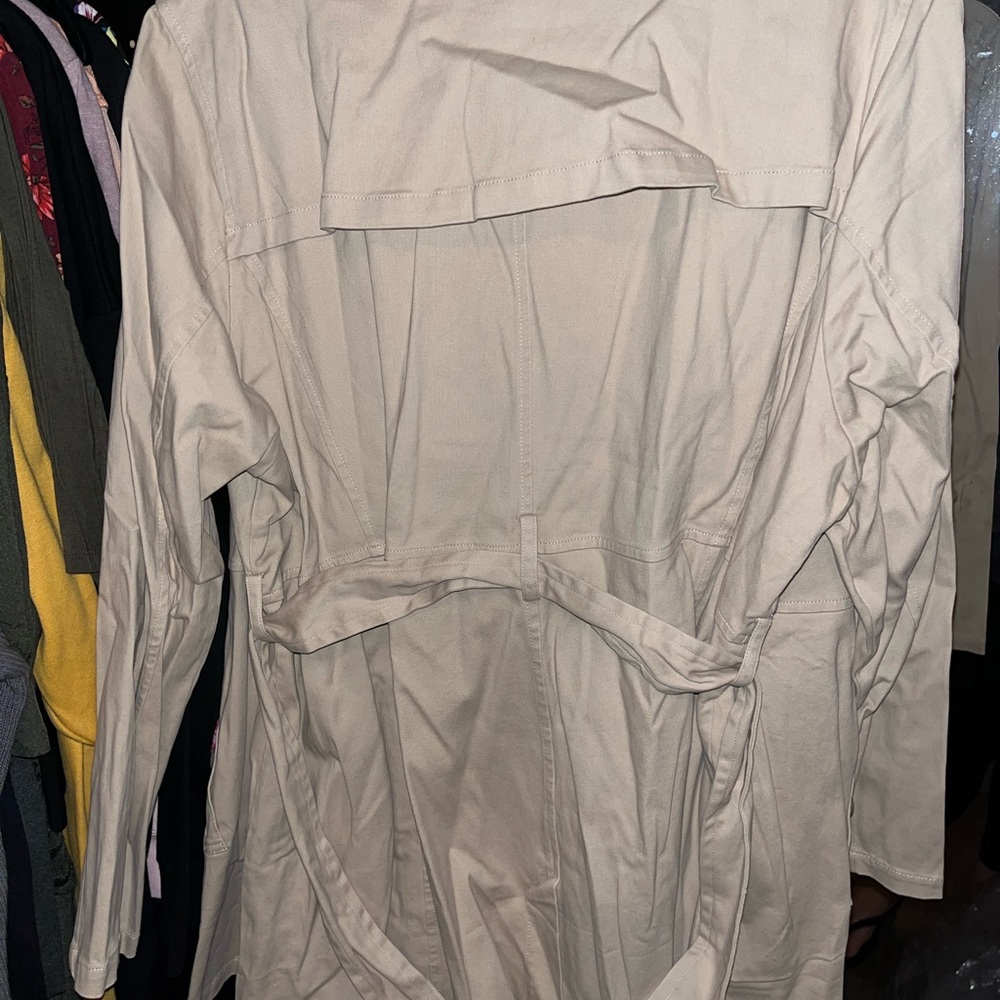 Torrid Tan Twill Trench Coach with Tags size 3 - Picture 3 of 3